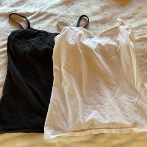 Victoria secret bra top size small 1 black 1 white sold together